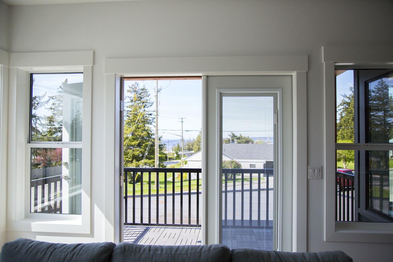 Pacific Point Market And Suites Powell River Esterno foto